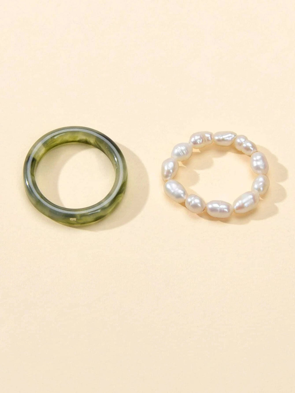 Feelontop 2pcs Pearl Elastic Retro Green Red Acrylic Ring New Women Accessories