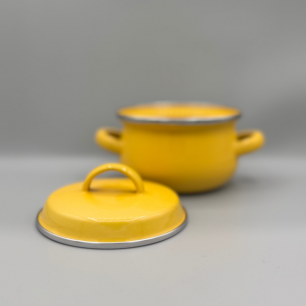Enamel Pots | Enamelware Collection