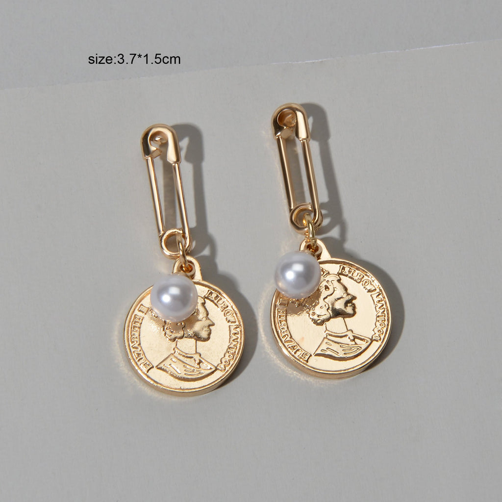 Classics Designer Jewellery Pearl Pin Shape Portrait Cion Charm Dangle Earrings