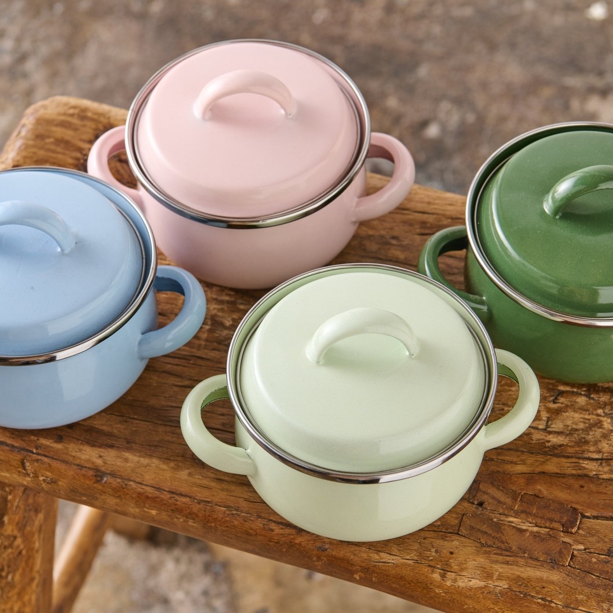 Enamel Pots | Enamelware Collection