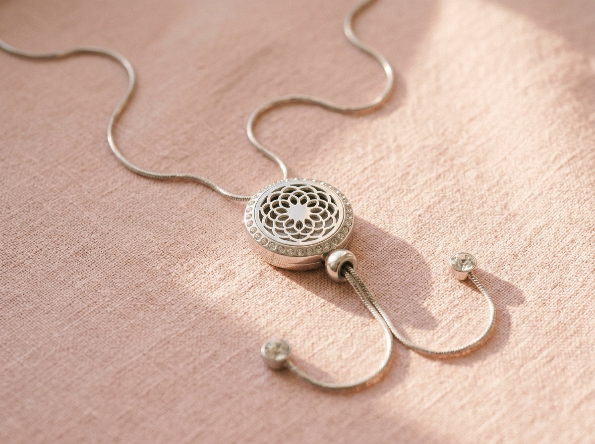 Pendant Necklace — Lifestyle - Home | Generated by Modelize